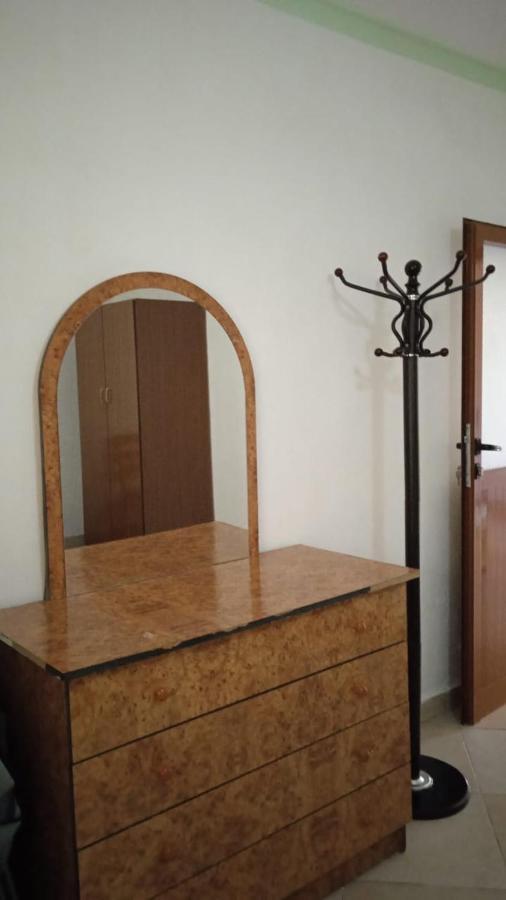 Vila Demo Vlore Luaran gambar