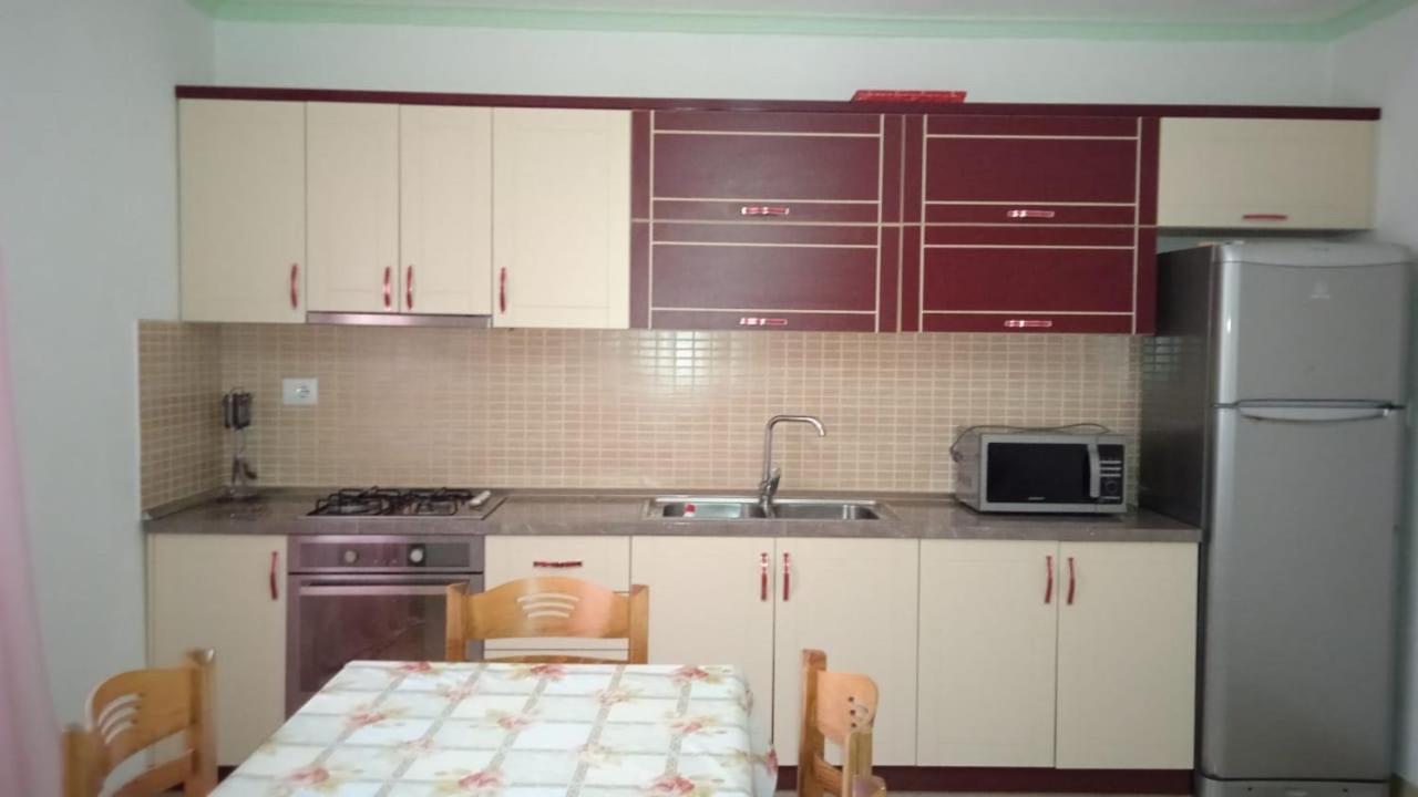 Vila Demo Vlore Luaran gambar