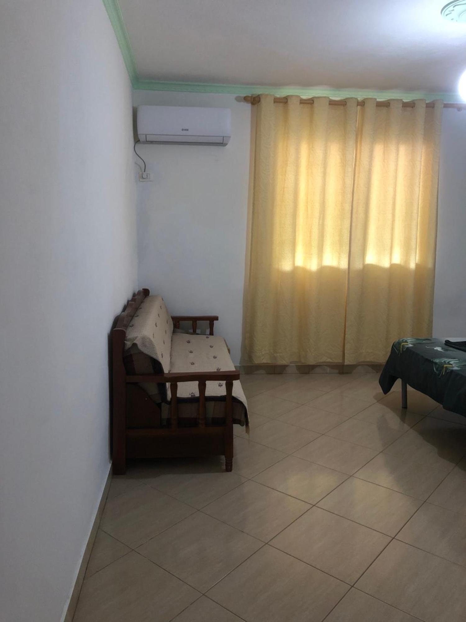 Vila Demo Vlore Luaran gambar